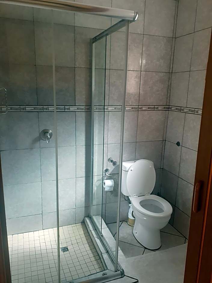 Hazelonz Bed &Breakfast