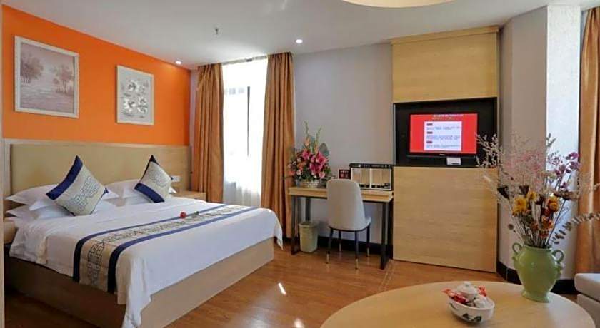GreenTree Inn Jieyang North Linjiang Road Express Hotel