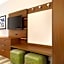 Holiday Inn Express & Suites Cincinnati South - Wilder By IHG