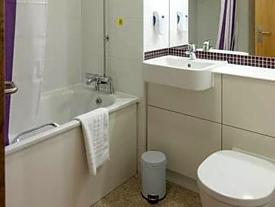 OYO Lakeside Haydock Hotel St Helens