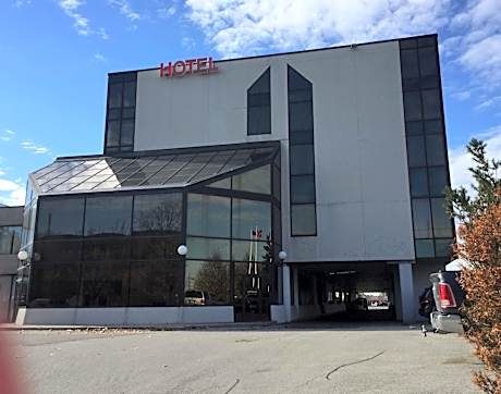 Montecassino Hotel & Suites