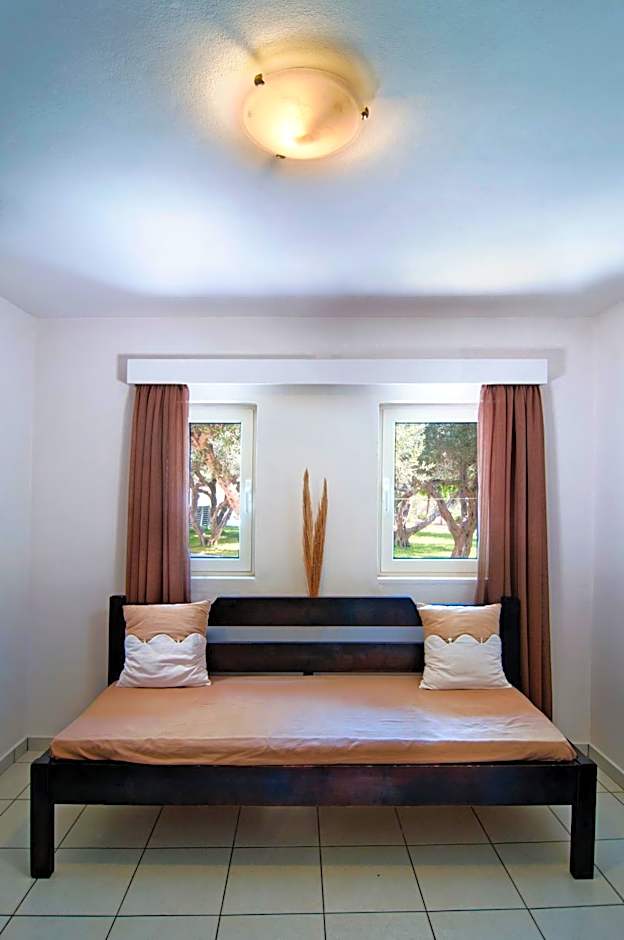 Ourania Apartments