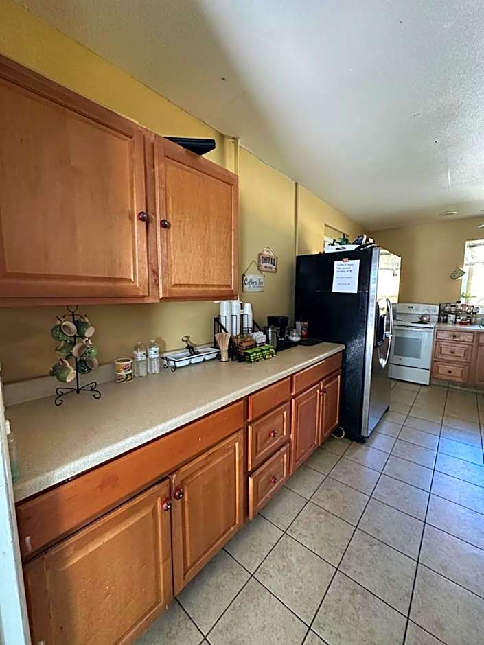 WILLIAMS AZ HOSTEL