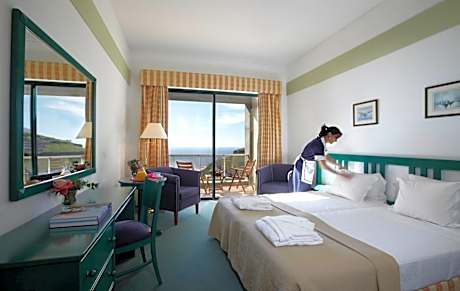 Triple Room with Sea View