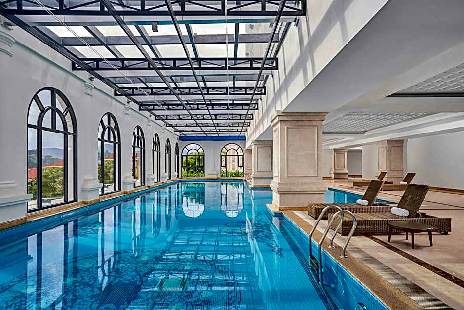 Four Points by Sheraton Lang Son