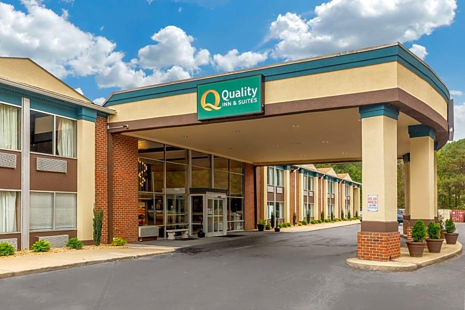 Quality Inn & Suites Apex-Holly Springs