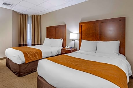 Double Suite with Two Double Beds - Accessible/Non-Smoking