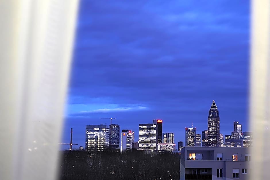 Holiday Inn - the niu, Air Frankfurt Messe By IHG