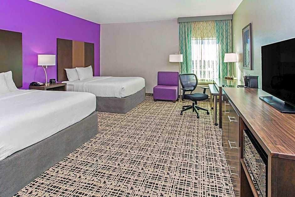 La Quinta Inn & Suites by Wyndham Lubbock South