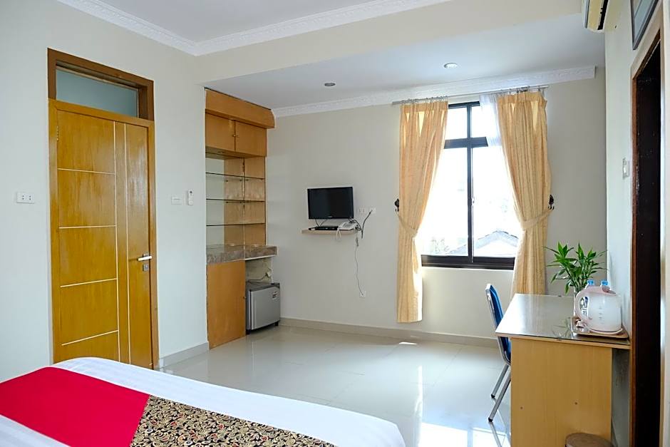 Joyful Hotel
