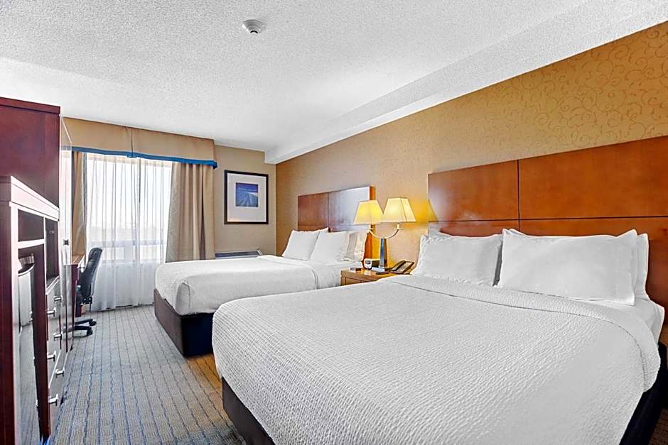 Sandman Hotel & Suites London Downtown