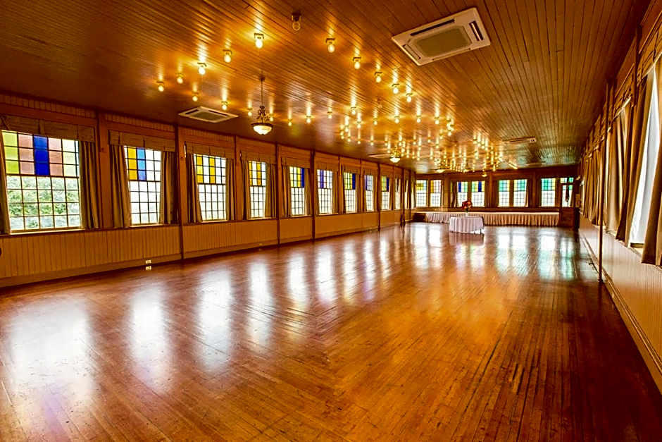 1905 Basin Park Hotel