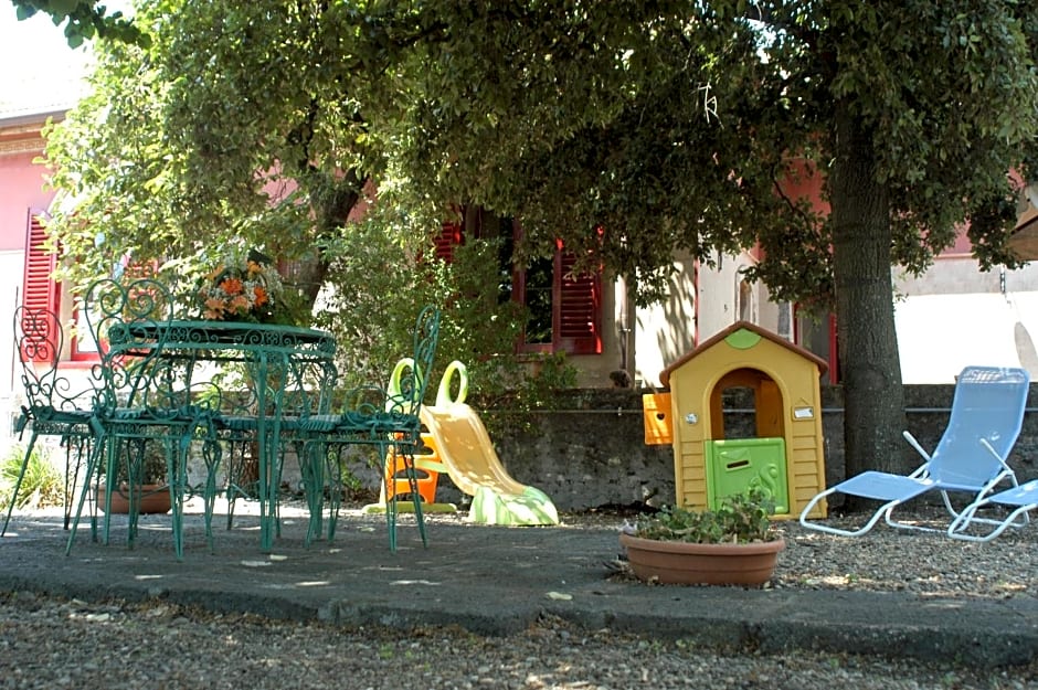 Bed & Breakfast Sotto I Pini – Zafferana, CA