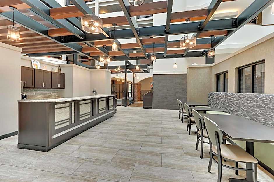 Drury Plaza Hotel St. Paul Downtown