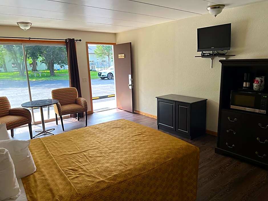 Amber's Inn and Suites