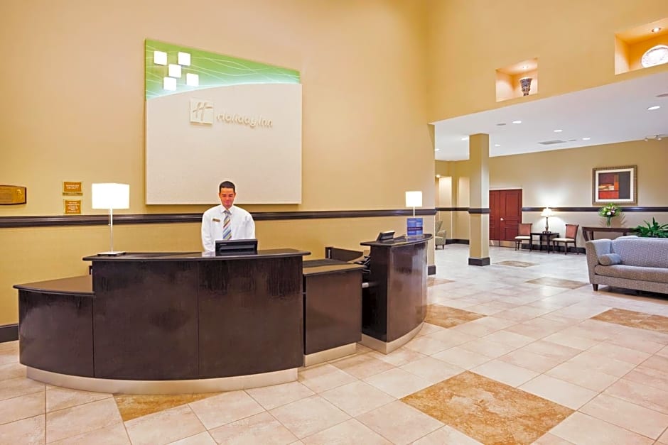 Holiday Inn Hotel & Suites Beaufort at Highway 21, an IHG Hotel