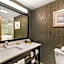 Best Western Plus Landmark Inn