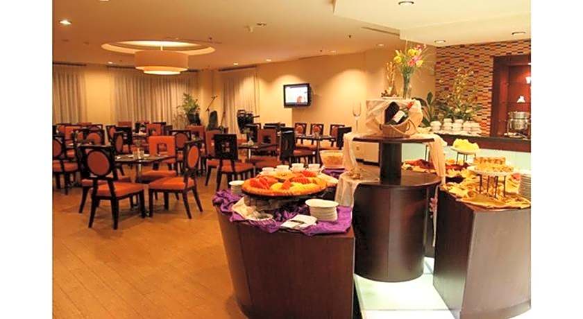 Hotel Gran Puri Manado