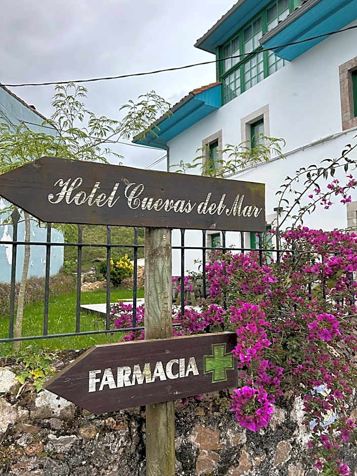 Hotel Cuevas Del Mar
