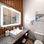 La Quinta Inn & Suites by Wyndham Austin NW/Lakeline Mall