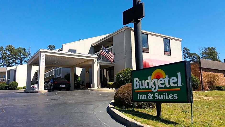 Zainee Inc Budgetel Inn and Suites