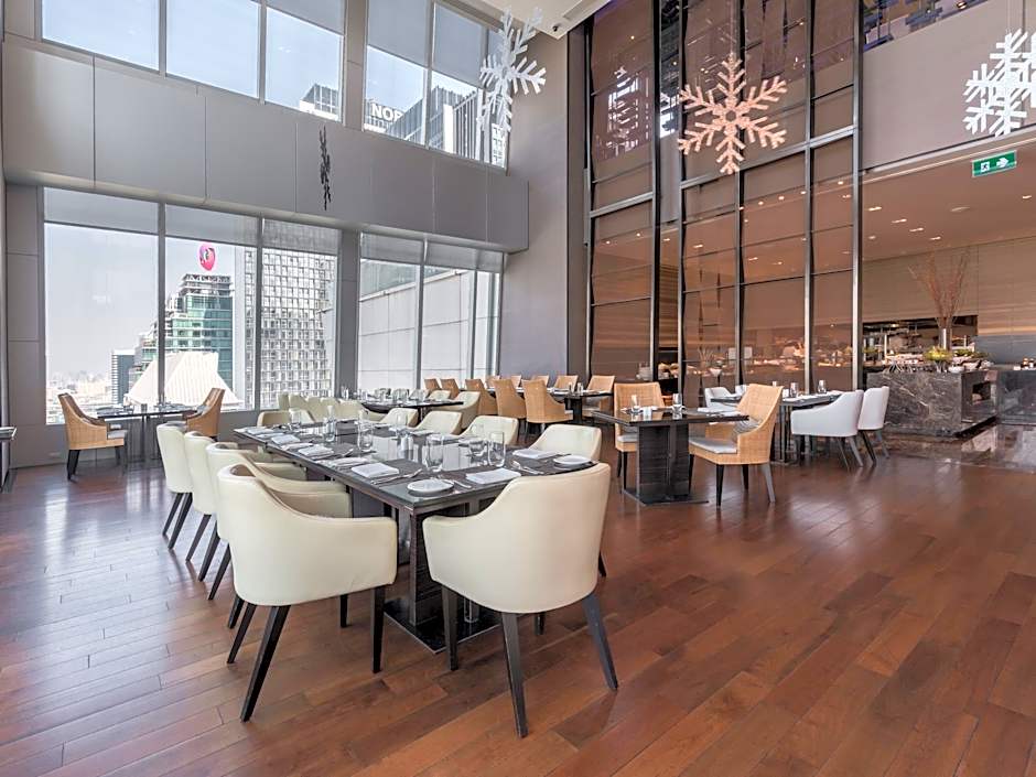 Okura Prestige Bangkok Hotel