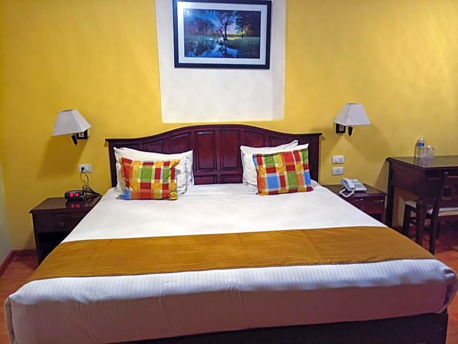 Hotel Madan Cárdenas