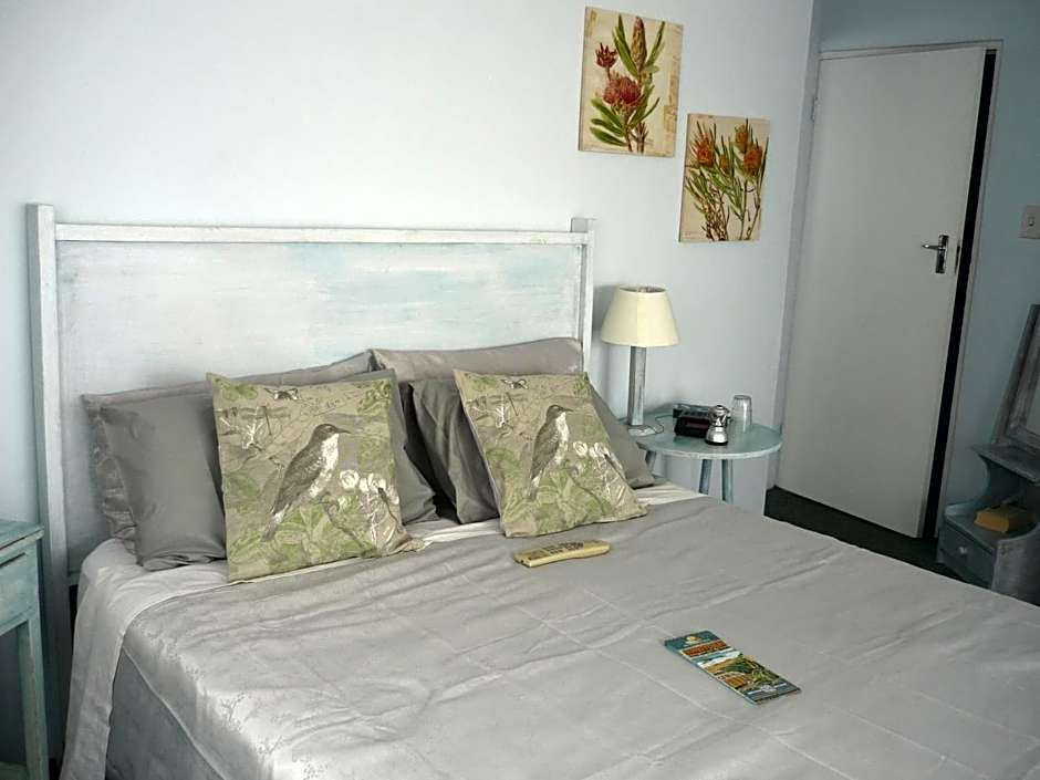A1 Kynaston Guest House bed and breakfast or self catering