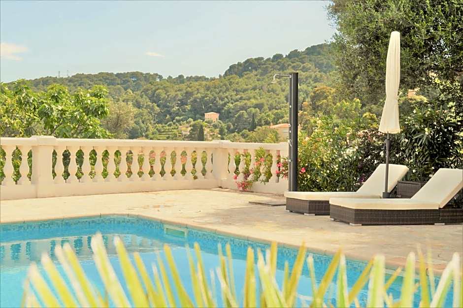 Villa La Terre Des Lauriers