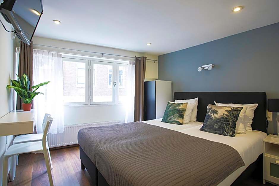 Quentin Arrive Hotel