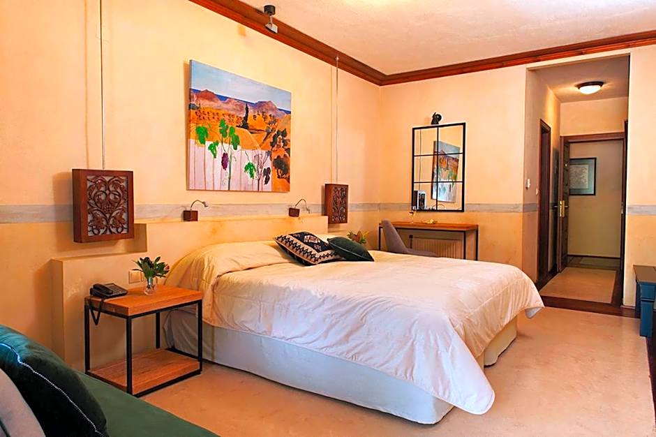 Katogi Averoff Hotel & Winery