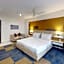 StayBird - B Suite Business Hotel 