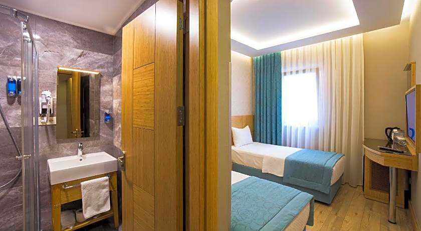 The Meretto Hotel LALELi