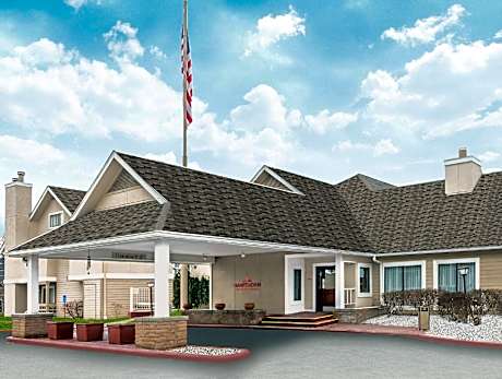 Value Suites Extended Stay - St Louis