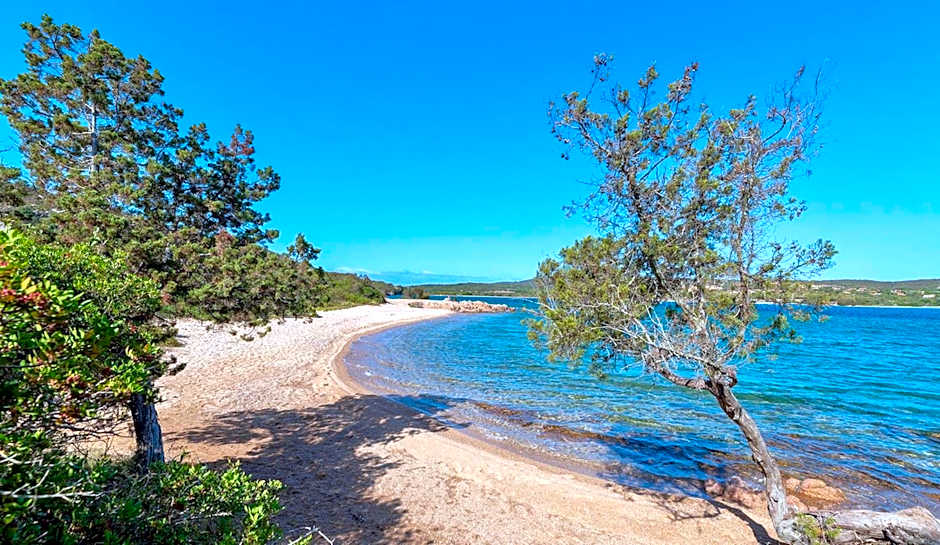 Residence con piscina a Palau, a soli 150 mt. dal mare