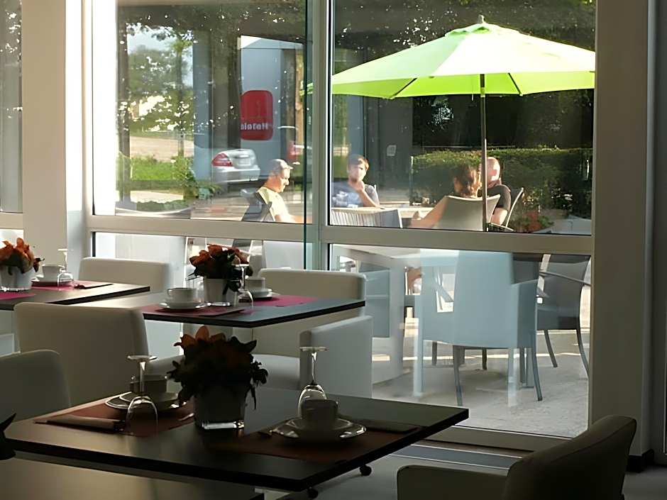 Travel Hotel Kruisem
