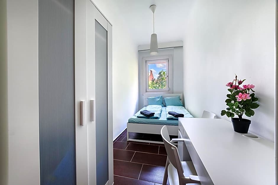 Downtown Buda Homes Relax