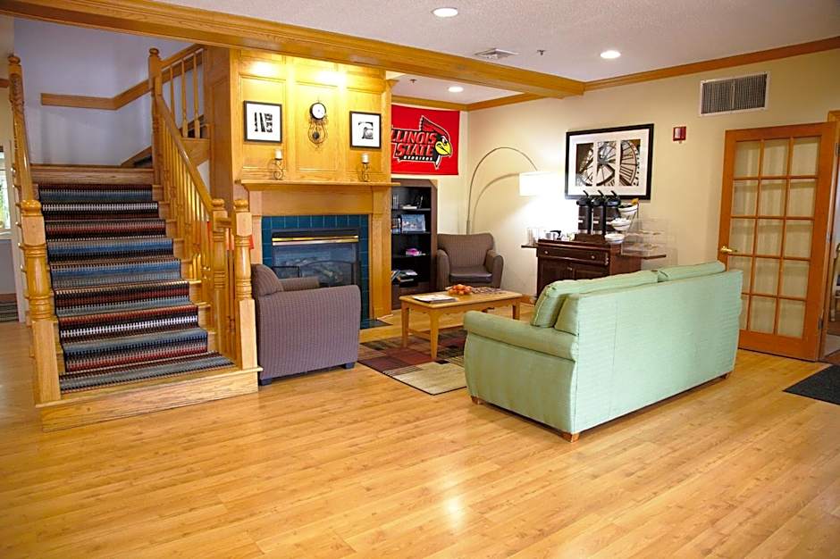 Country Inn & Suites by Radisson, Bloomington-Normal West, IL