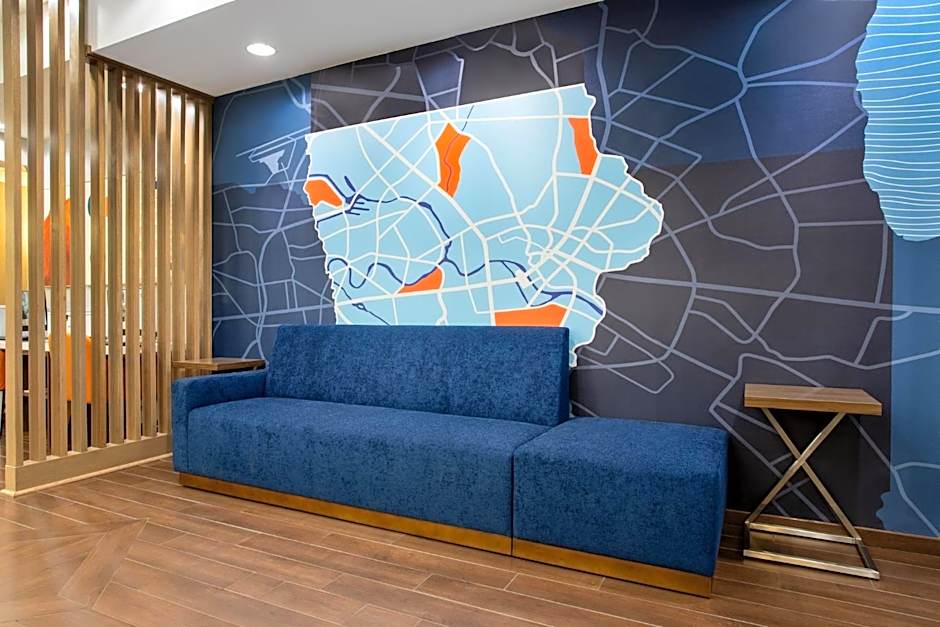 Holiday Inn Express Hotel And Suites Clinton By IHG