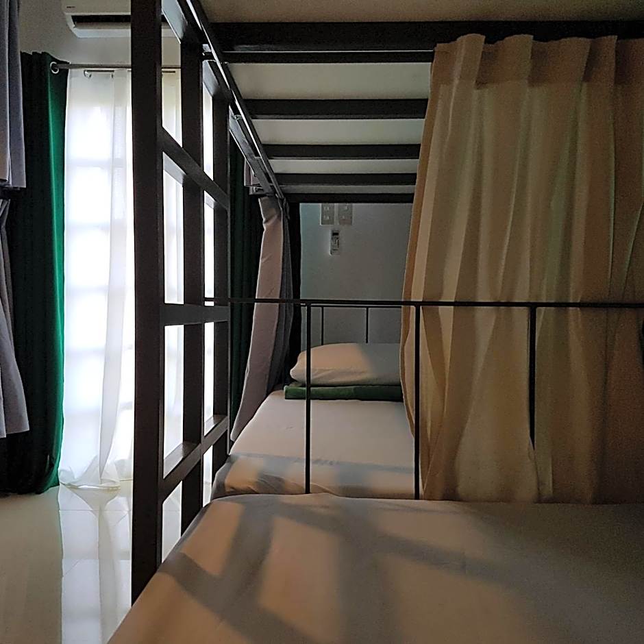 Green Turtle Backpackers Guesthouse, Puerto Princesa