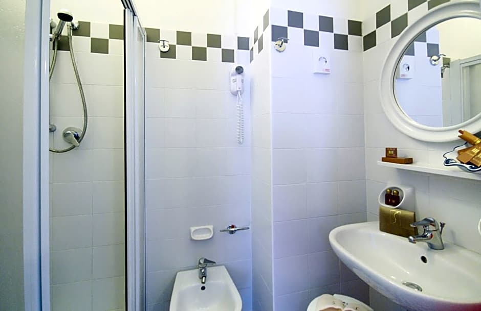 Hotel Cadiz