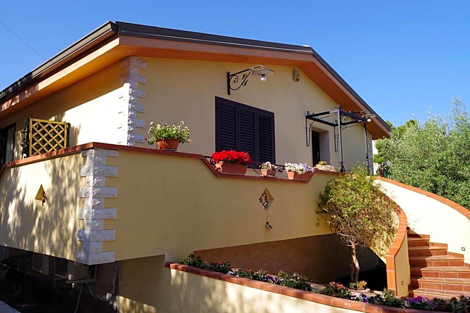 Balconcino sugli Ulivi