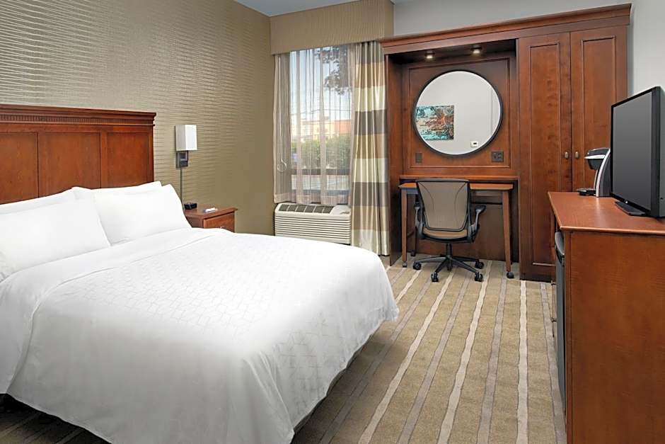 Holiday Inn Express Boston North-Woburn By IHG