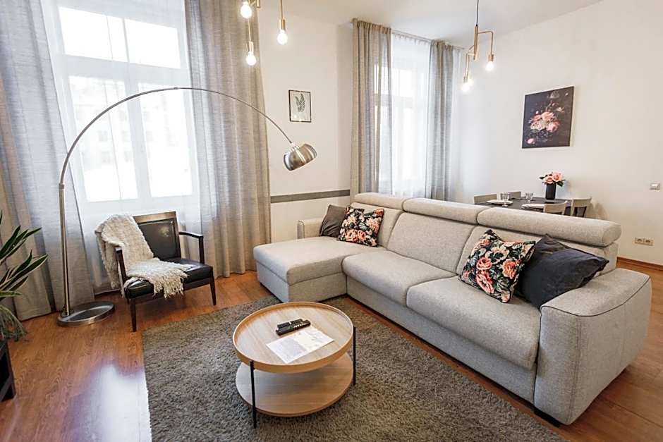 Bearsleys Downtown Apartments
