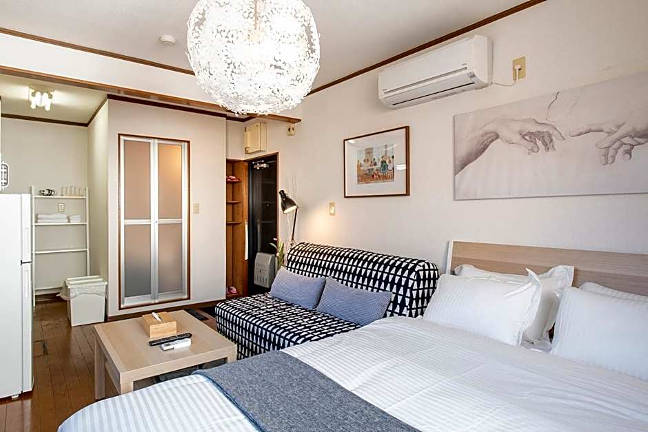 Uhome Ueno Apartment 4