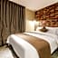 Docking Hotel