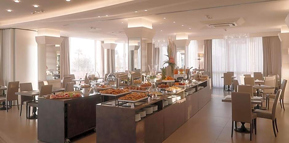 Litoraneo Suite Hotel