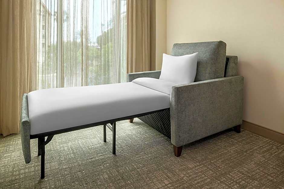 Anaheim Marriott Suites