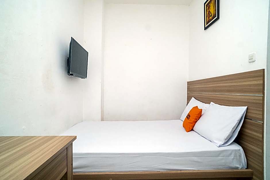 KoolKost near Mangga Besar Station