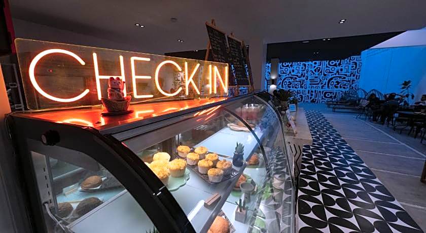 Kadangyan by 3BU Hostel